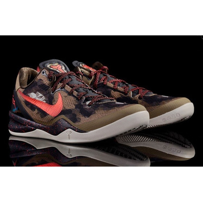 Kobe 8 System "Phyton" (300/verde sqdrn/rojo/negro)