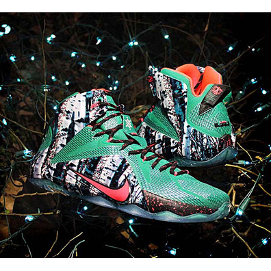 Lebron XII Christmas "Akron Birch" (363/verde esmeralda/esmeralda oscuro/hiperponche)