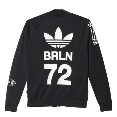 Adidas Originals Mujer Chaqueta Berlin Logo Badge (negro/blanco)