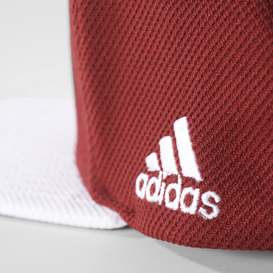 Adidas NBA Gorra Flat Cap Cavaliers (burdeos/blanco/amarillo)