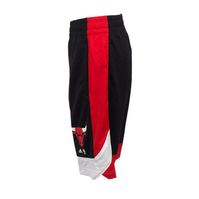 Adidas NBA Short Junior Winter Hoops Chicago Bulls (negro/rojo/blanco)