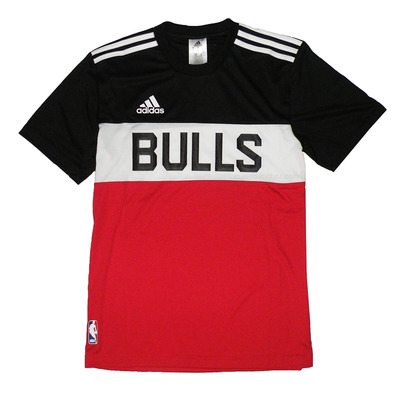 Adidas Camiseta NBA Bulls Winter Hoops (negro/blanco/rojo)