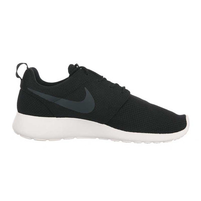 Nike Roshe One " Black Tux" (010/negro/blanco)