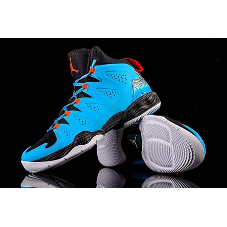 Jordan Melo M10 "Powder Blue" (407/celeste/negro/blanco/naranja)