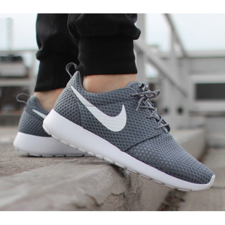 Nike Roshe One Breeze "Cinza" (010/gris/blanco)