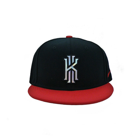 Kyrie 2 Transportation Kids' Adjustable Hat (065/negro/rojo)