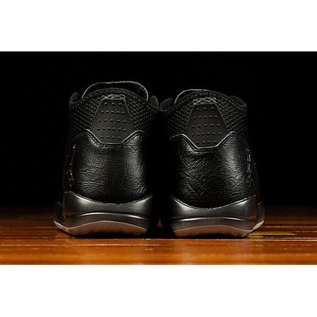 Jordan Reveal Premium "Black" (010)