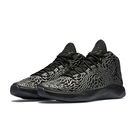 Jordan Ultra Fly "Glow" (010/black/mtlc hematite/dark grey)