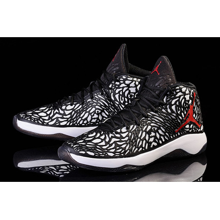 Jordan Ultra Fly Jimmy Buttler "Old School" (101/white/black/gym red)