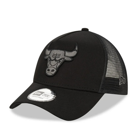 New Era NBA Chicago Bulls Black on Black 9FORTY A-Frame Trucker