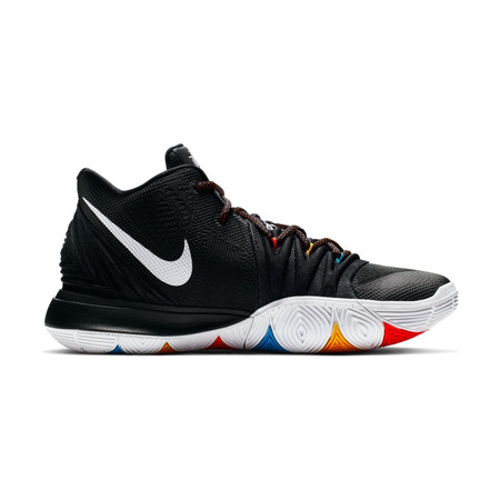 NIke Kyrie 5 x Friends