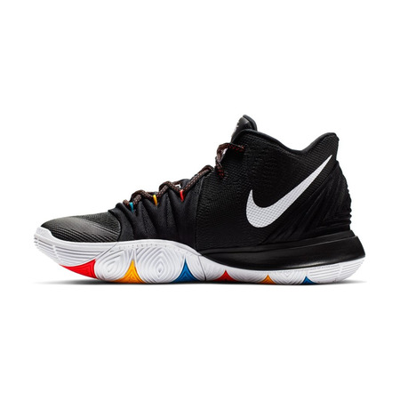 NIke Kyrie 5 x Friends