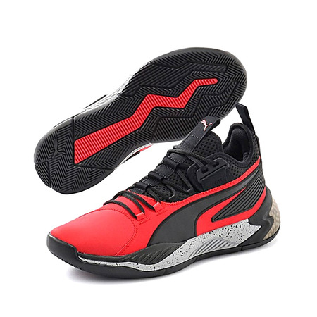 Puma Uproar Hybrid Court Core "High Risk Red"