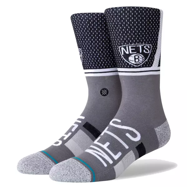 stance-nba-nets-shortcut-2-socks-black-1.jpg.webp