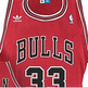 Adidas Camiseta Bordada Pippen Bulls (roja/blanco)