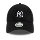 New Era MLB Womens NY Yankees Cosy 9FORTY Adjustable Cap "Black "