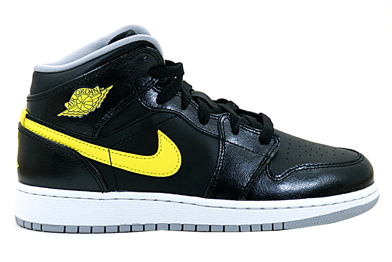 Venta > air jordan 1 amarillo con negro > en stock