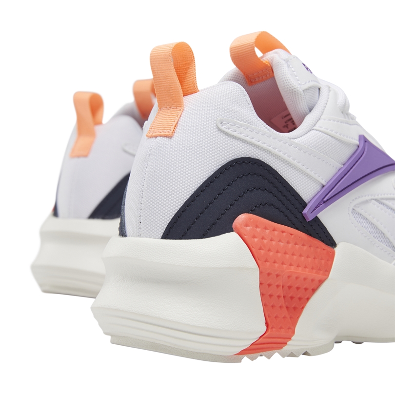 Reebok aztrek double hot sale nu pops sneaker